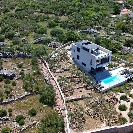 Lapis Hvar *